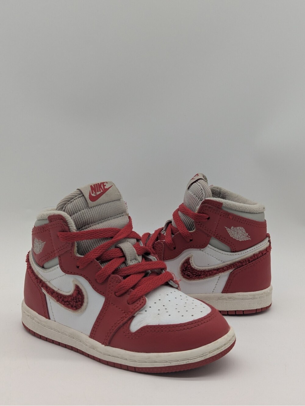 Jordan 1 Retro High OG Newstalgia Chenille Red Toddler Size 8C Shoes CU0450-061